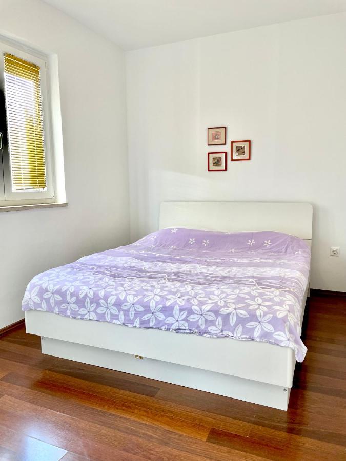Apartman Lovre Задар Екстериор снимка